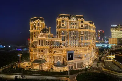 澳门巴黎人铁塔下的浪漫之旅 - 澳门太阳城 - 澳门赌场资讯导览站